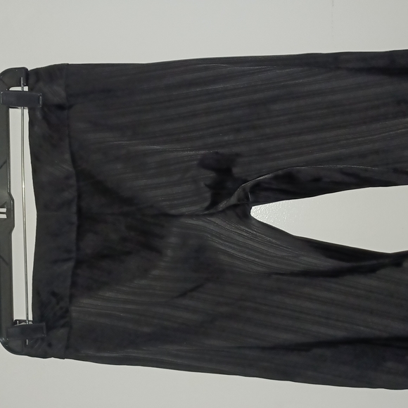 Set of Guess  woman  Suit - Picture 8 of 9